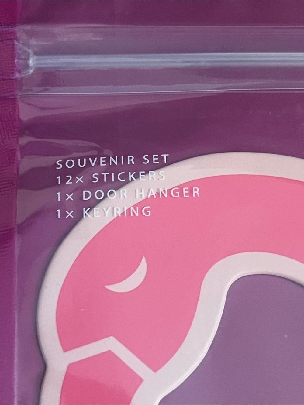 Kurt Geiger “Kurt’s Motel” Souvenir Set - New in Package - Picture 3 of 4
